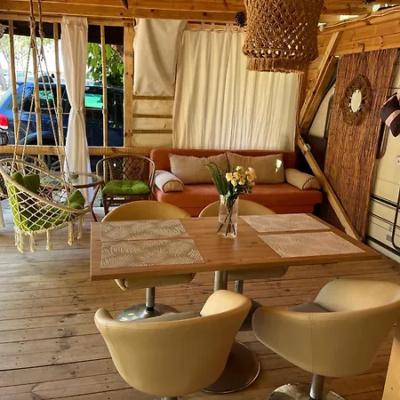 каравана бамбоо Campingplads Sozopol